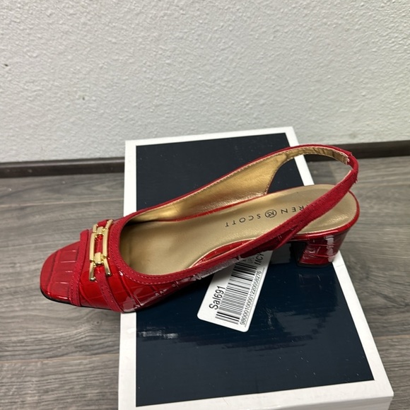 Karen Scott Women’s Red Crocodile Print Jerricca Slingback Pumps - Picture 4 of 6